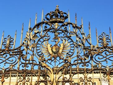 This photo of a Royal Gate, representative of the royal memorabilia left to the world of collectors by generations of royals across centuries, countries, and cultures was taken by Italian photographer Rodolfo Belloli.